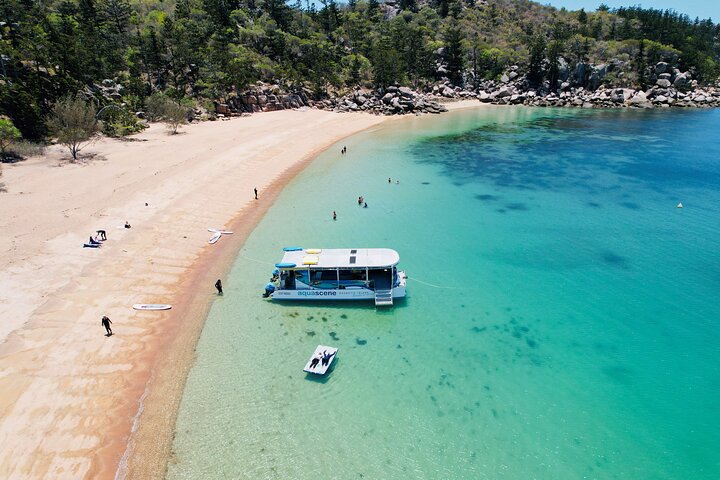 Aquascene Circumnavigation Magnetic Island Tour
