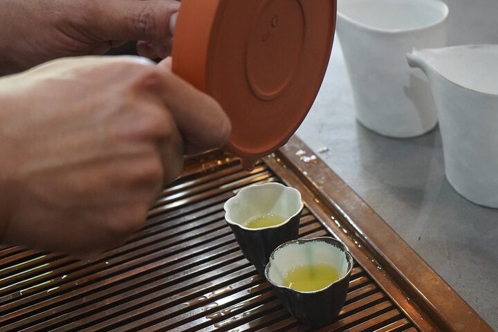 Supreme Sencha: Tea Ceremony & Making Experience in Hakone