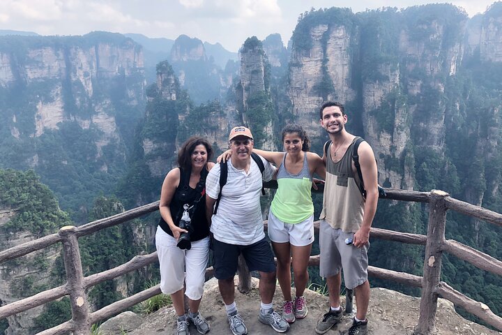 2-Day Private Tour to Mt.AVATAR & Glass Bridge & Mt.Tianmen