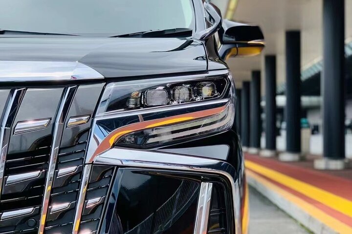 Private Transfer from Narita Airport to Yokohama Port and City