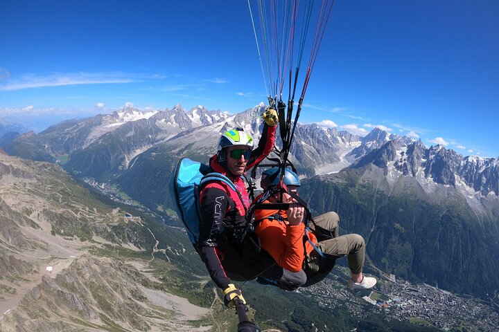 Fly in Paragliding! Paragliding experience over Chamonix!