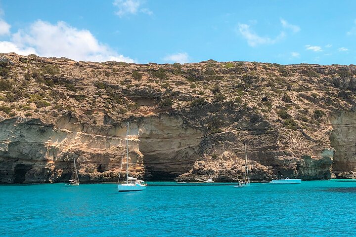 CRYSTAL WATERS SEA EXPERIENCE, from Figueretas
