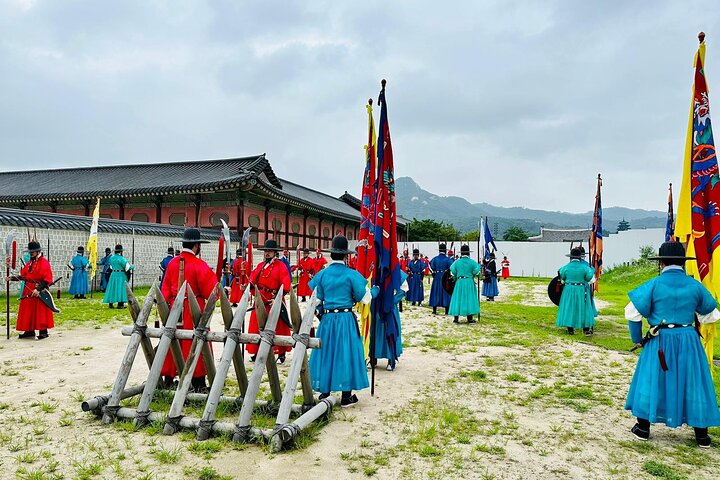 Full-day Customizable Private Seoul Highlight Tour