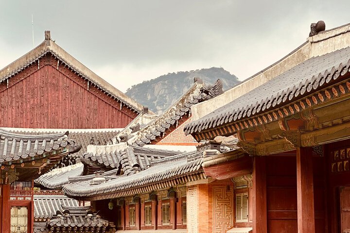 Full-day Customizable Private Seoul Highlight Tour