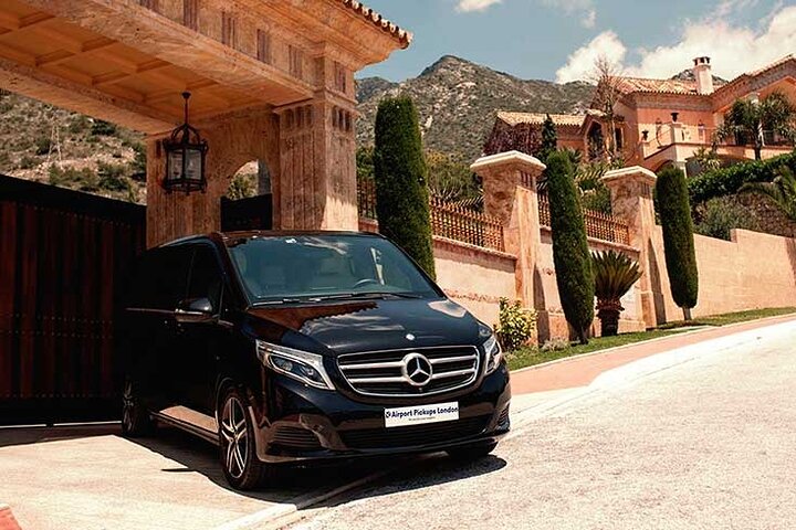 Gatwick to Southampton Private Taxi Transfers