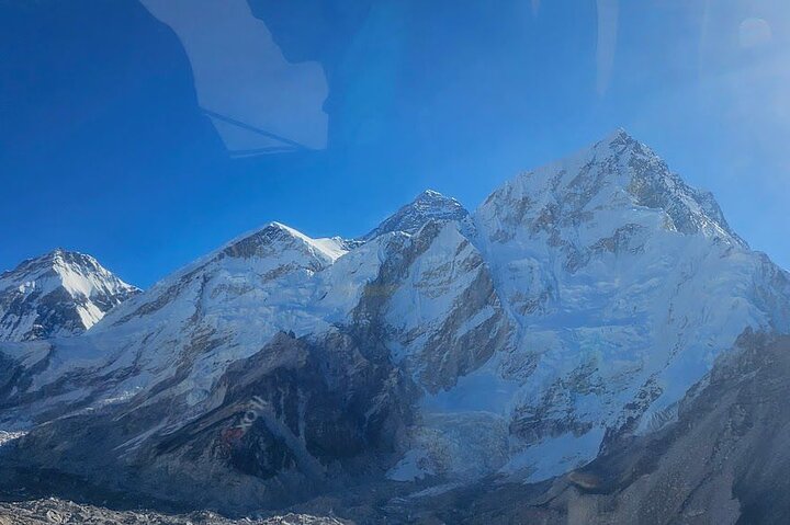 Landing Everest Base Camp Kalapathar by Helicopter with Breakfast