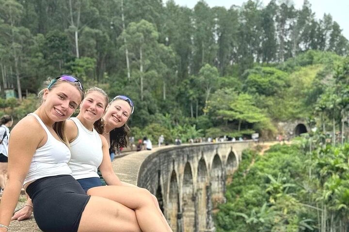 Day trip to ELLA & LIPTON's SEAT with Train Ride [ALL INCLUSIVE]