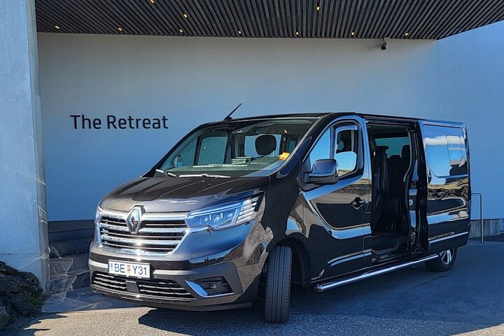 Arrival in Iceland – Private Transfer from Keflavík Airport