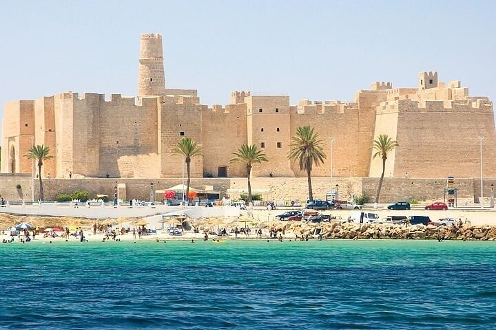 Private and Guided Tour to Kairouan and El Jem and Monastir