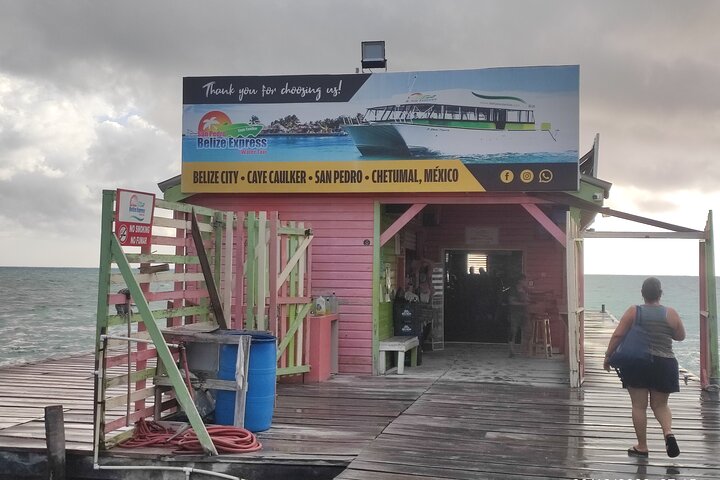 Bus transfer from Flores, Guatemala to Belize City