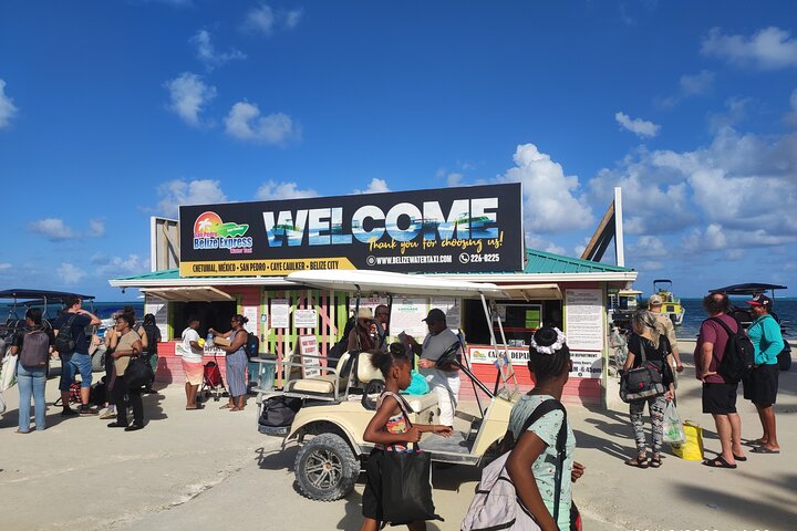 Bus transfer from Flores, Guatemala to Belize City