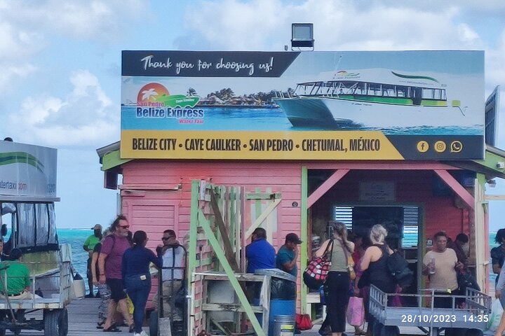 Bus transfer from Flores, Guatemala to Belize City