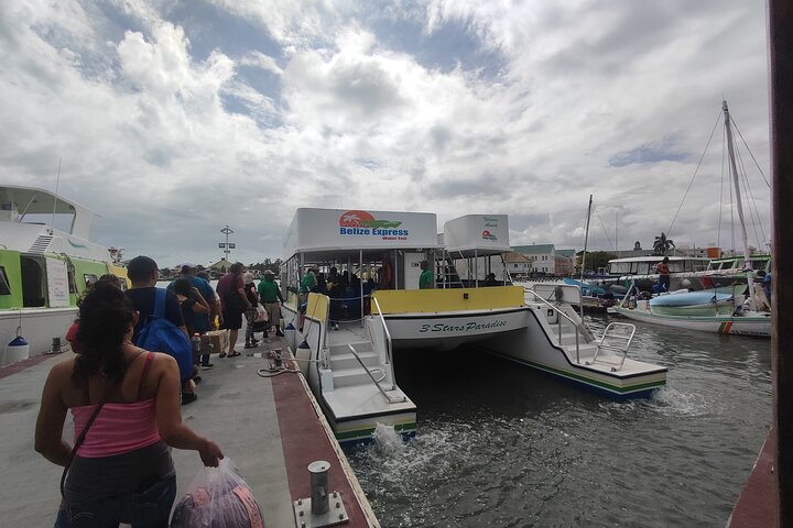 Bus transfer from Flores, Guatemala to Belize City