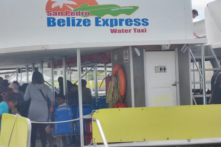 Bus transfer from Flores, Guatemala to Belize City