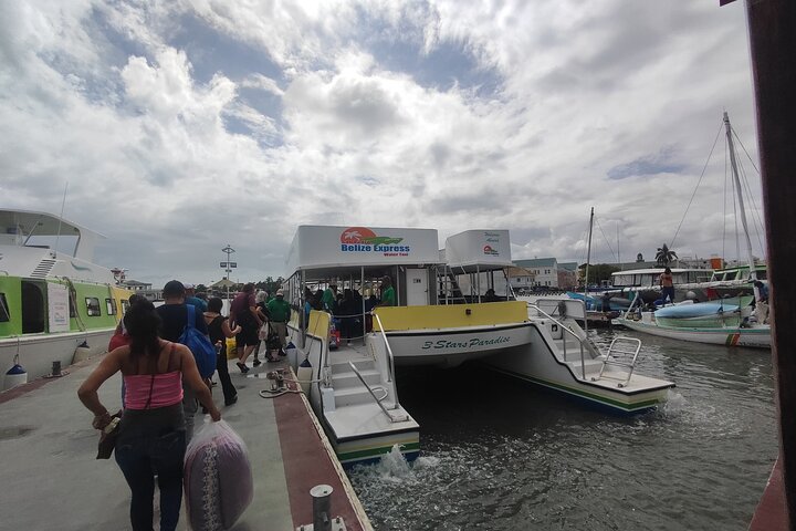 Bus transfer from Flores, Guatemala to Belize City