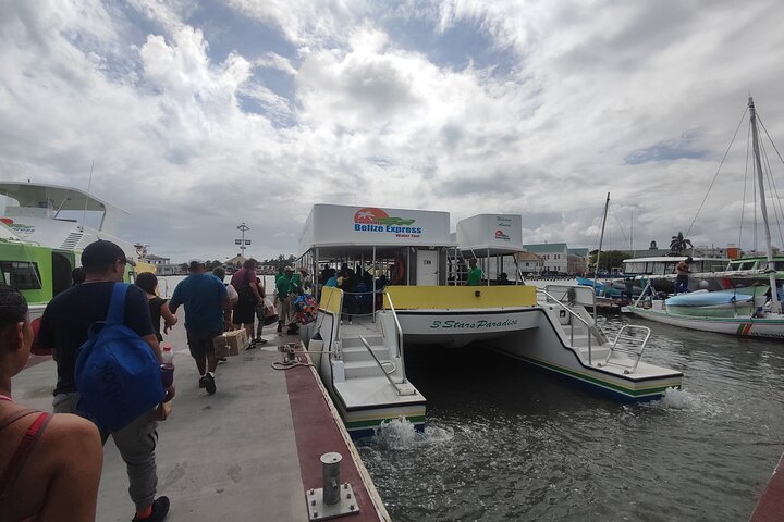 Bus transfer from Flores, Guatemala to Belize City