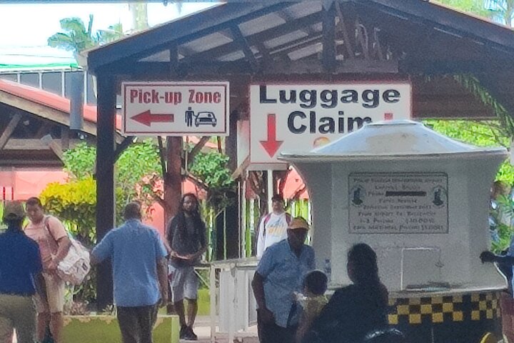 Bus transfer from Flores, Guatemala to Belize City