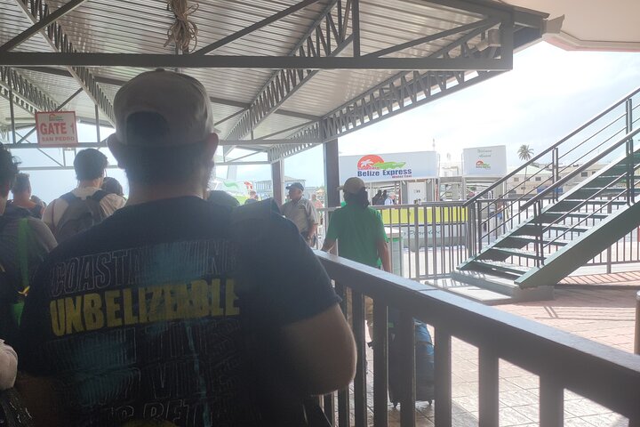 Bus transfer from Flores, Guatemala to Belize City