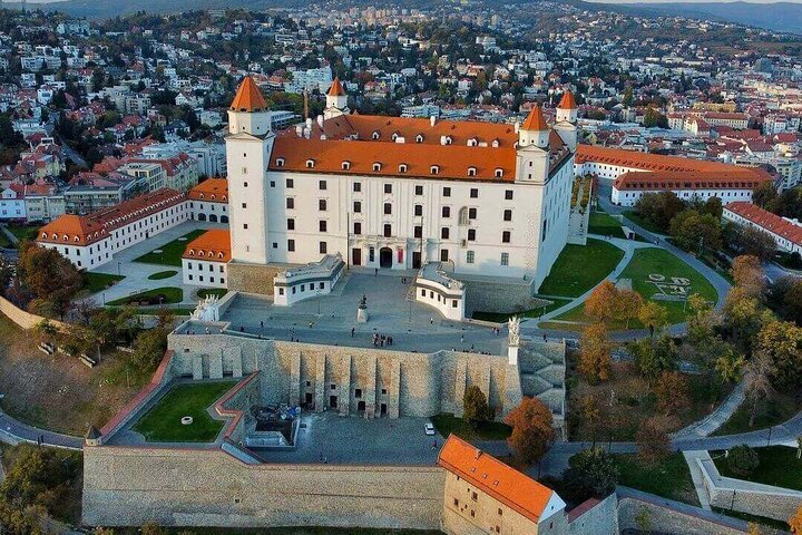 Bratislava Grand City Tour