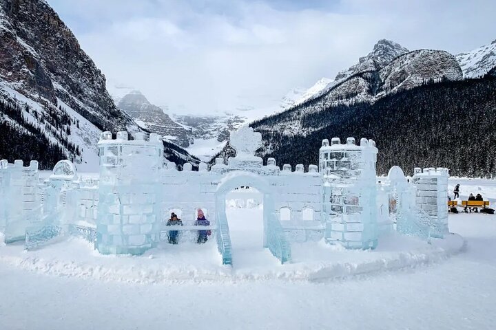 8 Iconic Stops. 12 Comfy Seats. See Banff's Best in First Class.