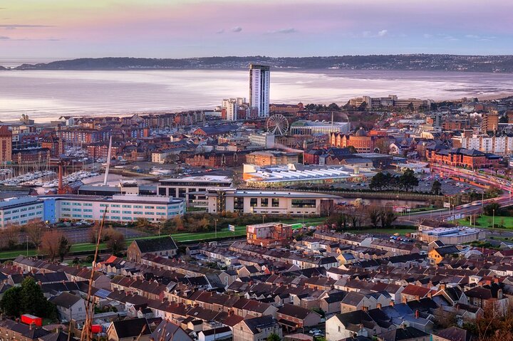 Swansea Historical and Cultural Private Tour with Local Guide