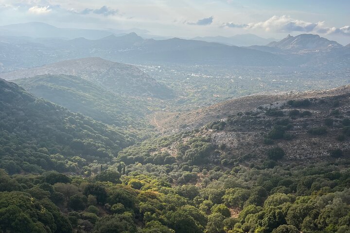 Unforgettable Naxos in 6 Hours: Villages, Tastings & Lunch