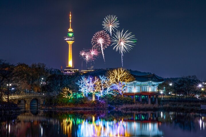 Daegu's Top Attractions on a private tour with a Licensed guide