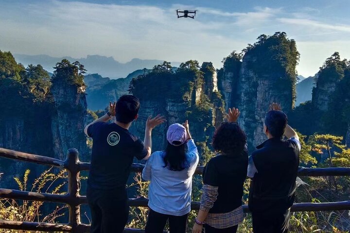 4-Day Zhangjiajie Tour to All Highlight Attractions with VIP Lift