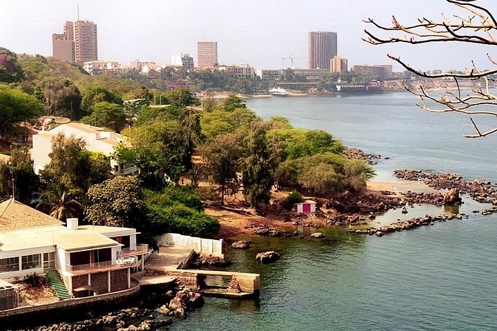 Private Transfer DSS AIBD Airport - Dakar (two directions)