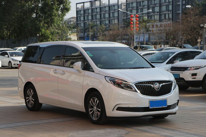 Tokyo Haneda Airport (HND) to Yokohama Port - Private Transfer