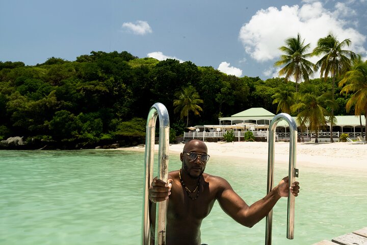 Photoshoot + Drone on a Caribbean paradise beach or day tour