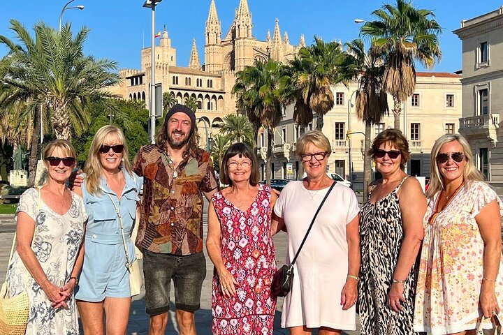 Mallorca Full-Day Tour Valldemossa Deià and Sóller Experience