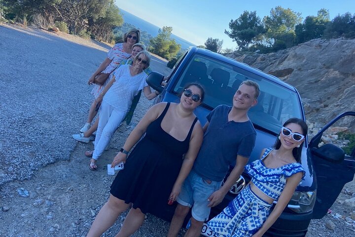 Mallorca Full-Day Tour Valldemossa Deià and Sóller Experience