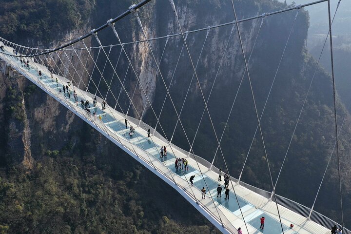 1-Day Private Zhangjiajie Tour to Avatar Mountain & Glass Bridge