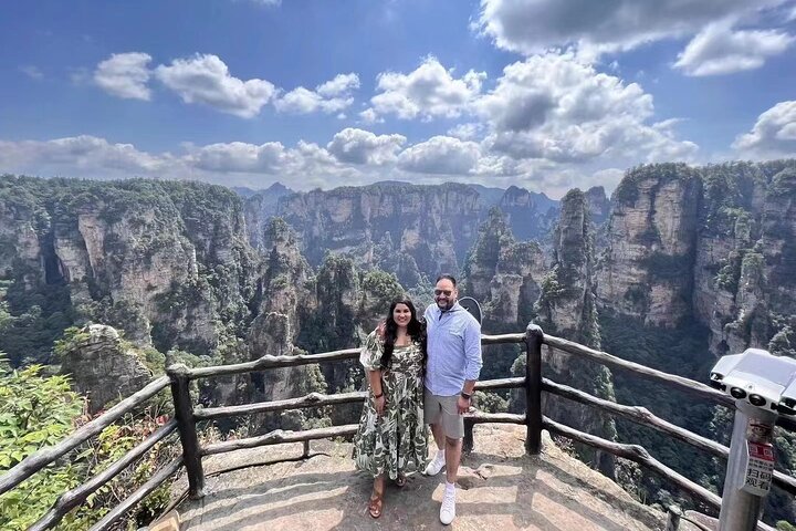 1-Day Private Zhangjiajie Tour to Avatar Mountain & Glass Bridge