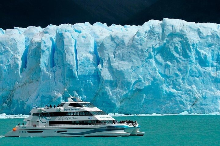 Full Day on Board Maria Turquesa Cruise and Perito Moreno Glacier