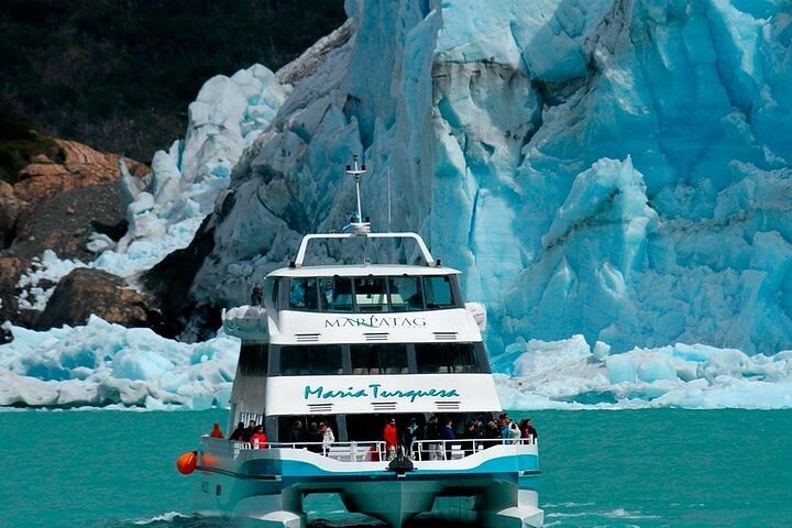 Full Day on Board Maria Turquesa Cruise and Perito Moreno Glacier