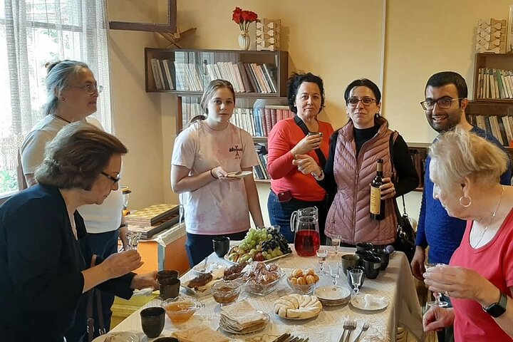 Beekeeping and Honey Wine Making Private Experience in Alaverdi