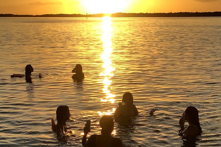 Cruisin Tikis Key Largo - Sunset Tiki Cruise