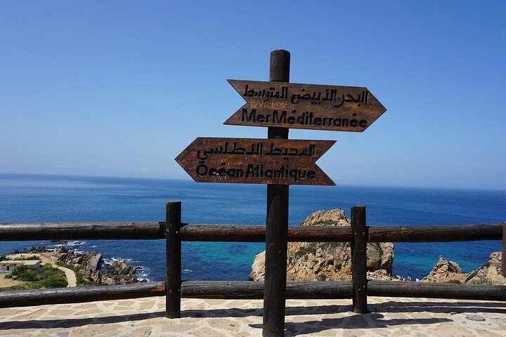 Luxury Private Tangier Tour with Ferry Ticket & Traditional Lunch