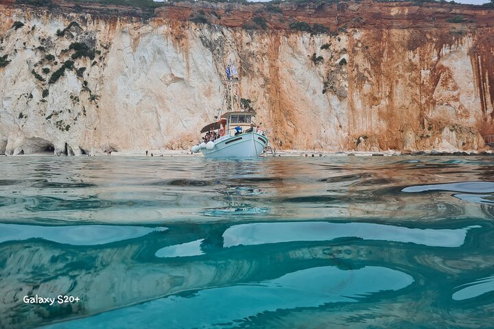 "Dreamy cruise"Daily Cruise from Argostoli harbour with a traditional Greek boat