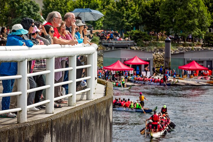 Vancouver Hop On Hop Off Trolley Tour w/ 20 Stops & Live Guide