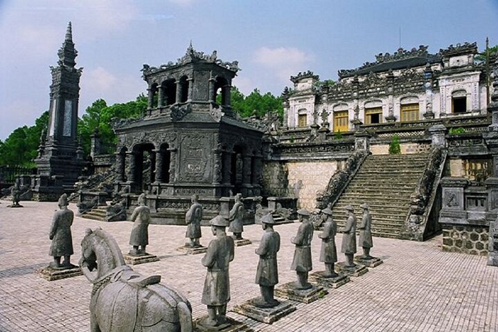 Hue Half Day Tour With Optional Dragon Boat on Perfume River