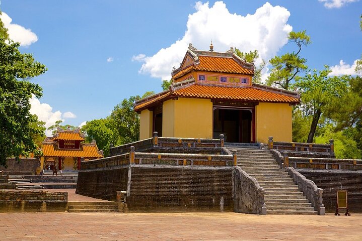Hue Tombs Tour by Bike & Dragon Boat Cruise on Perfume River