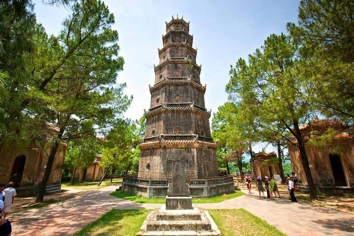 Hue Half Day Tour With Optional Dragon Boat on Perfume River