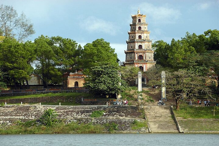 Hue Half Day Tour With Optional Dragon Boat on Perfume River