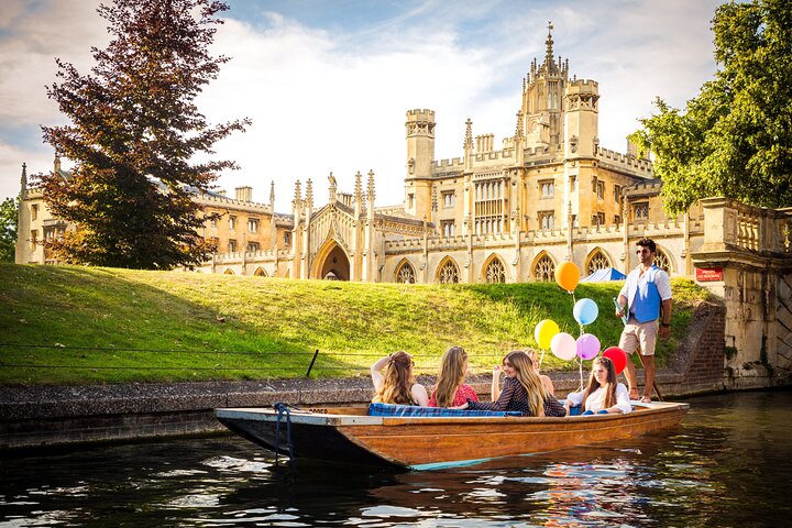 Cambridge - Shared Punting Tour
