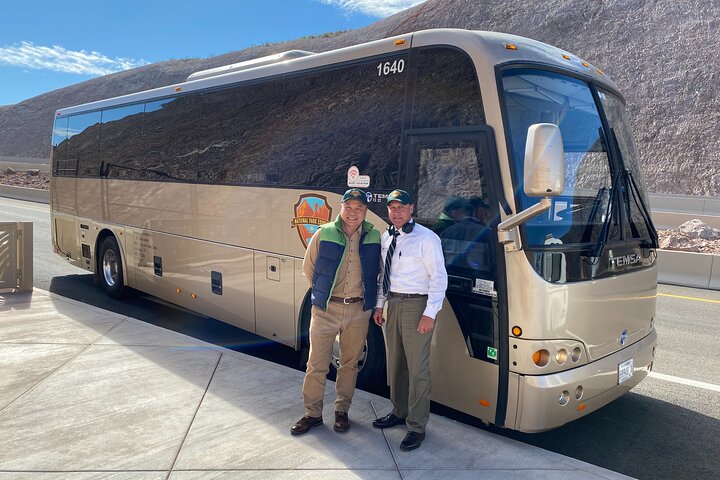 Shuttle Between Las Vegas and Grand Canyon West w/Sunset Option