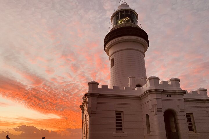 WANDER BYRON Guided Sunrise Tours to Cape Byron Lighthouse