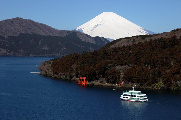 Mt Fuji and Hakone 1-Day Bus Tour Return by Bullet Train
